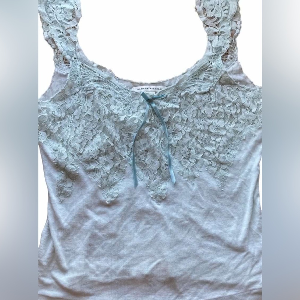 Banana Republic tank top size medium